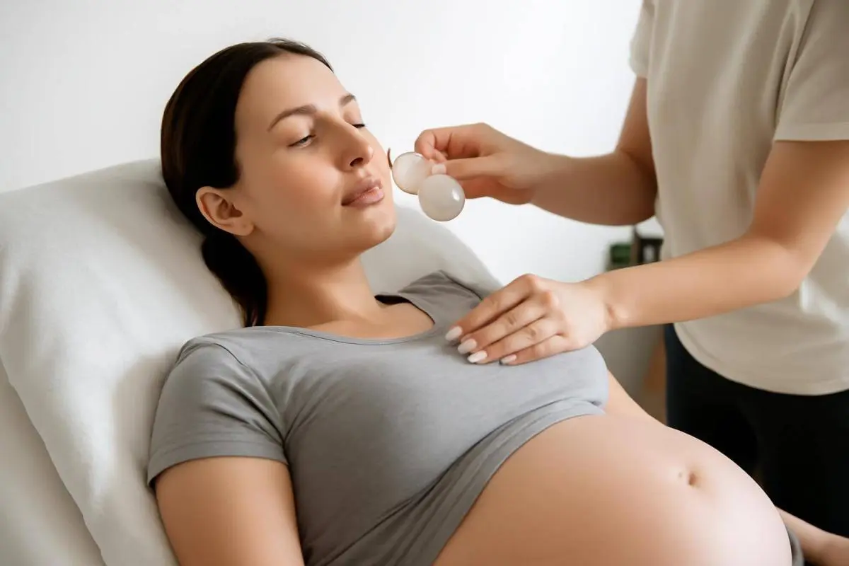 Gua Sha under graviditet og amning - Der findes meget begrænset forskning i Gua Sha under graviditet, så vi må tage udgangspunkt i for