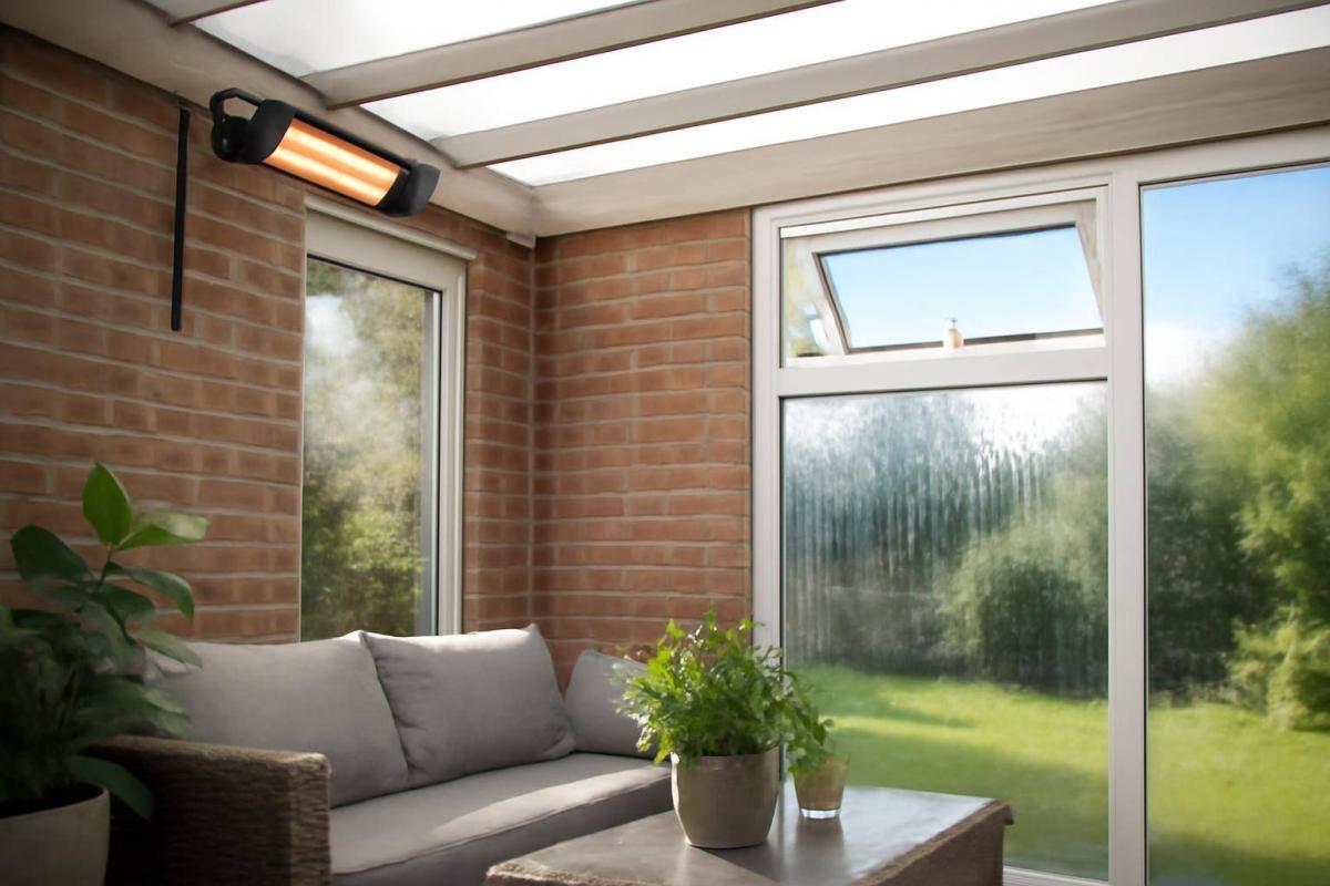 Ventilation, luftkvalitet og kondens under overdækning - Selv om el terrassevarmere ikke forbruger ilt eller afgiver røg, spiller ventilation sta...