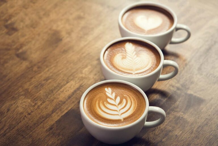 Bedste espressomaskine med mælkeskummer – de 9 bedste i test