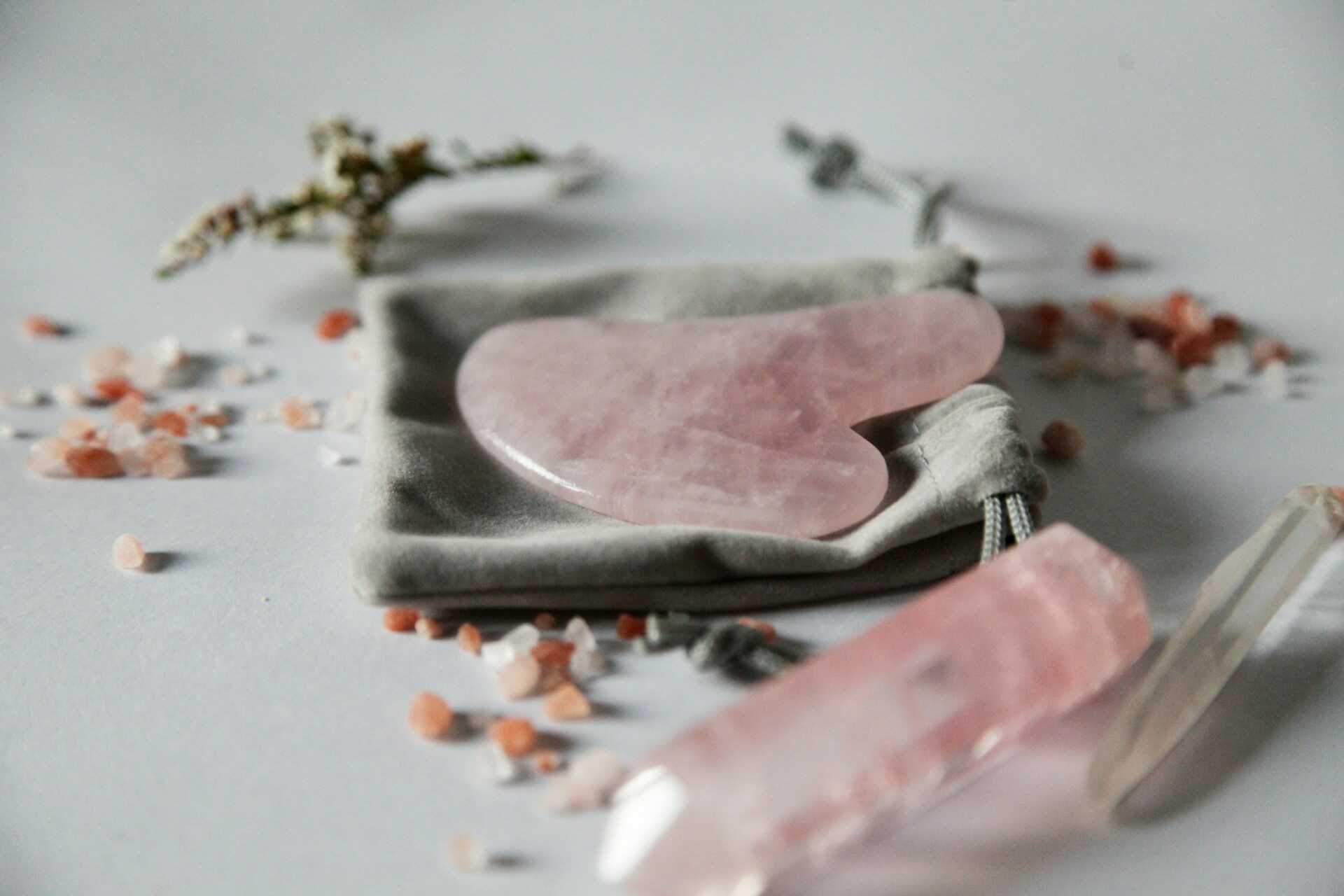 Lyserød Gua Sha